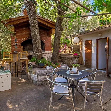 2 Bedroom Gorgeous In