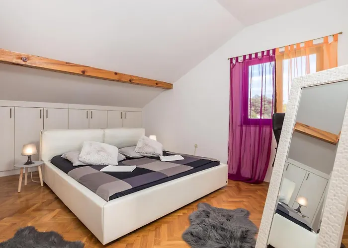 דירה 2 Bedroom Gorgeous In