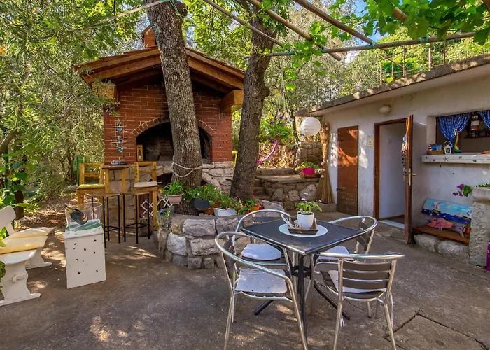 2 Bedroom Gorgeous In